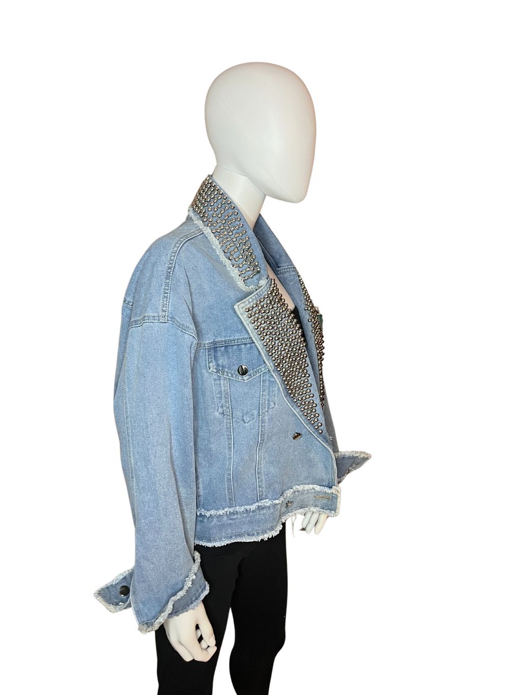 Giacca in jeans over con colletto borchiato