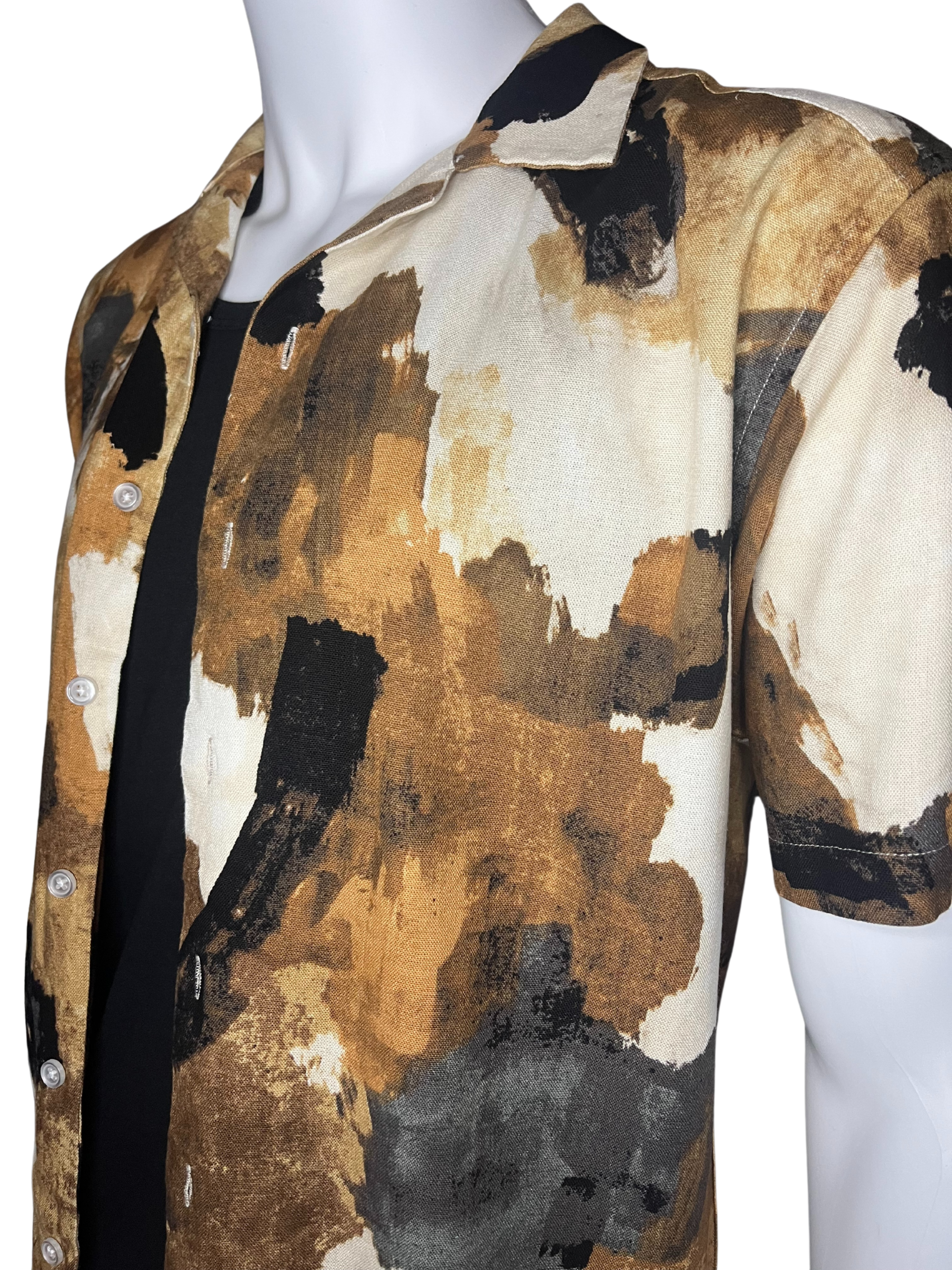 Camicia di lino a maniche corte con dettagli