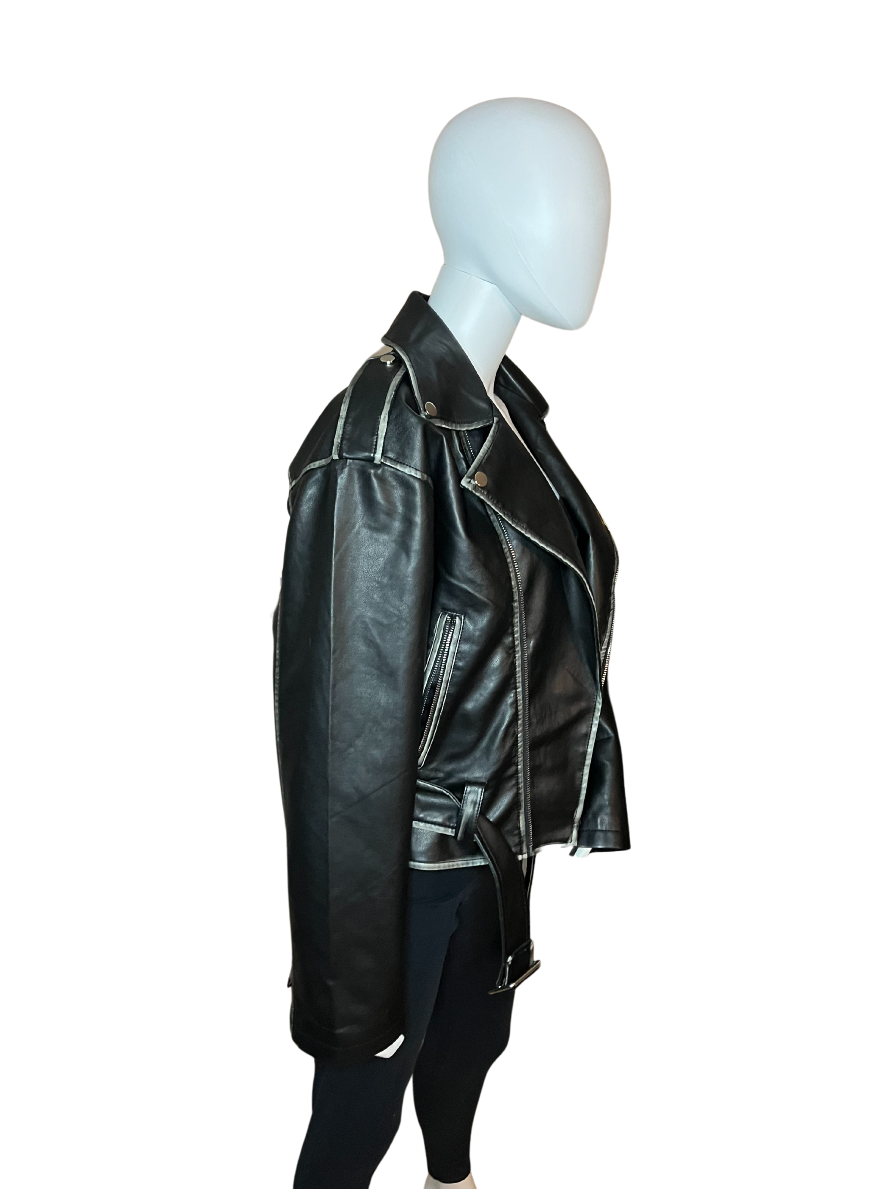 Giacca di pelle nera con finiture grigie